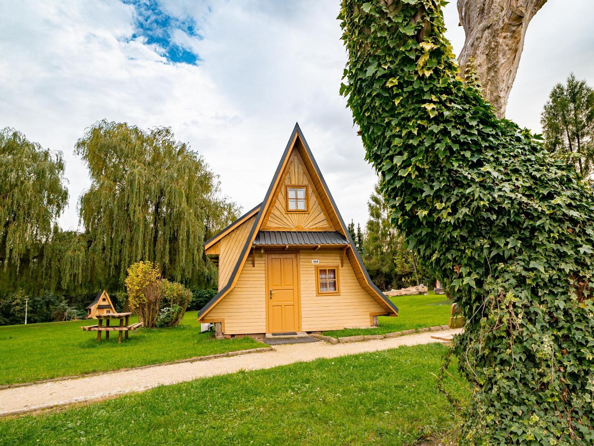 Sulistrowice Sulicamp Kompleks Wypoczynkowy מראה חיצוני תמונה